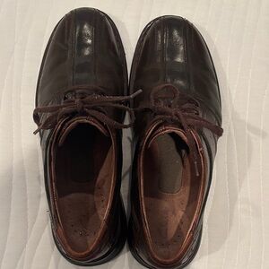 Clarks Men’s Dark Brown Leather Lace-Up Oxfords